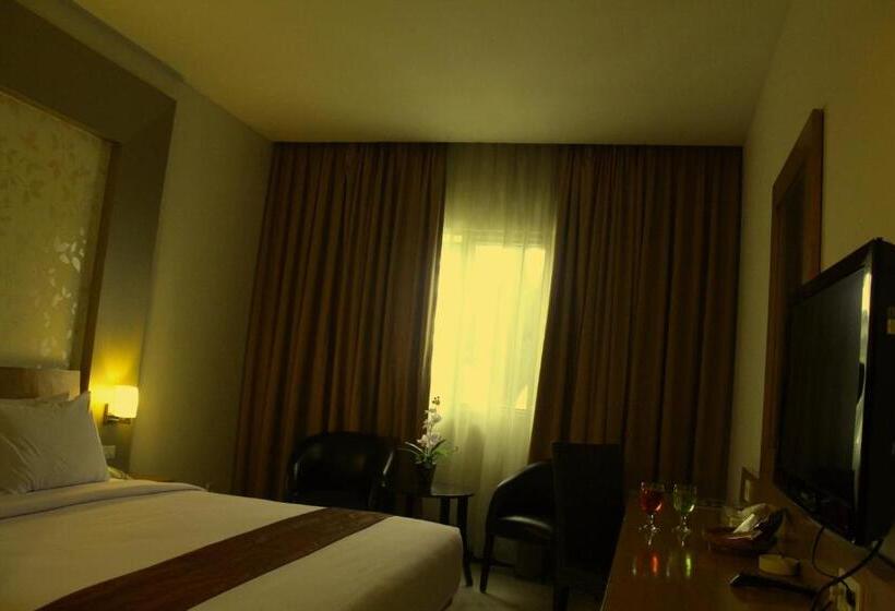 غرفة سوبيريور, Drego