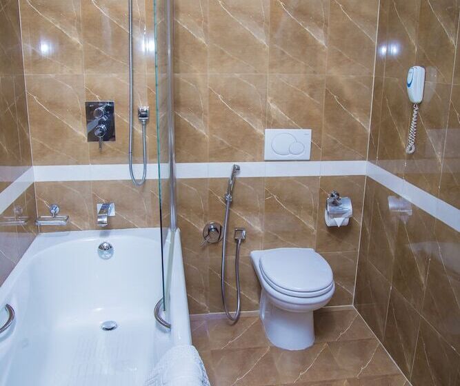 اتاق استاندارد, Golden Coast