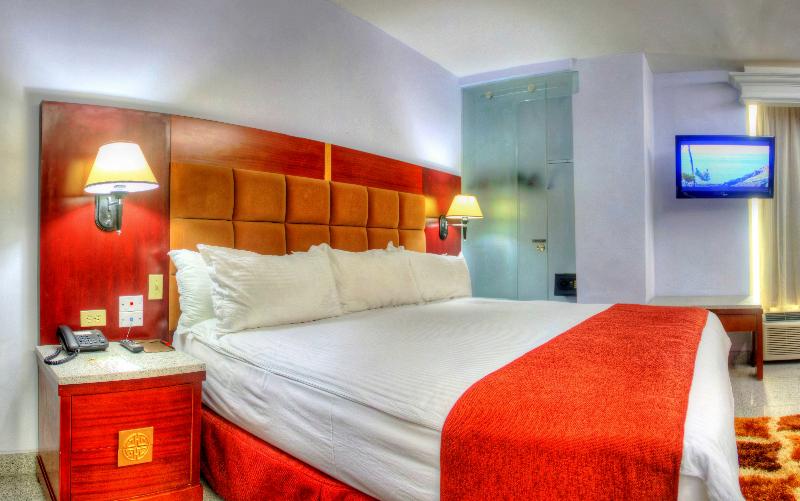 Номер Deluxe Кровать Кинг, Grand International