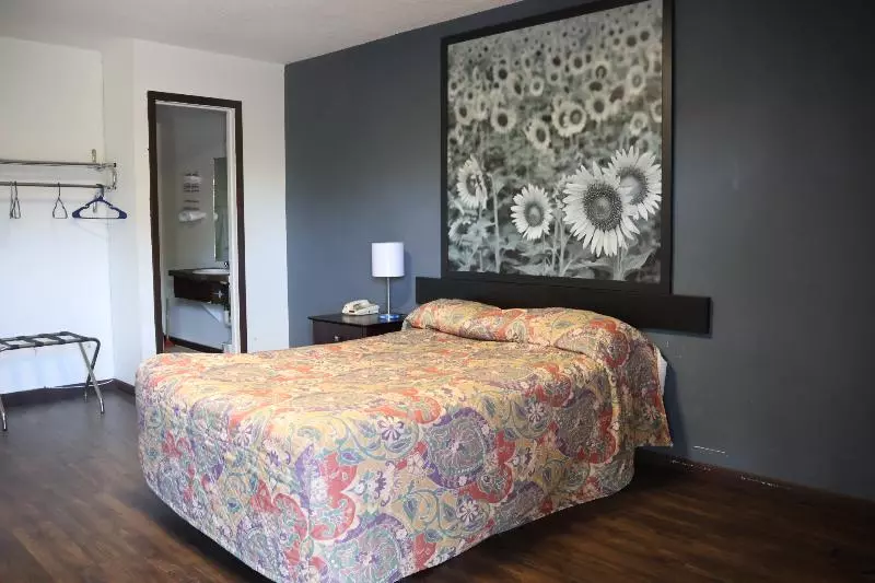 スーペリアールーム, Holiday Villa Hotel & Suites