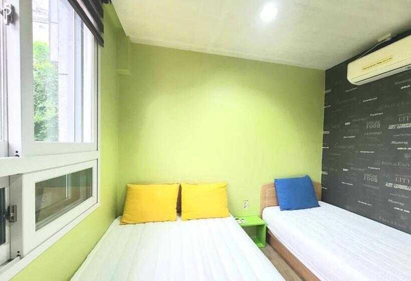 חדר סטנדרט לשלושה, Hostel Tommy