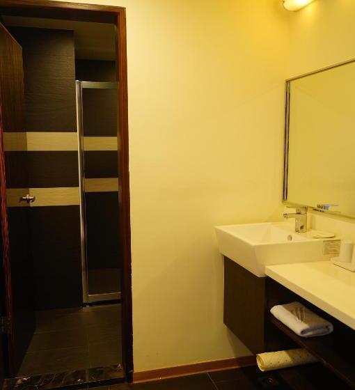 اتاق لوکس خانوادگی, Lealea Garden Hotels   Moon Lake