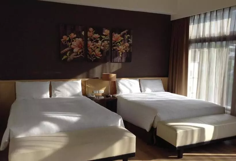 اتاق لوکس خانوادگی, Lealea Garden Hotels   Moon Lake