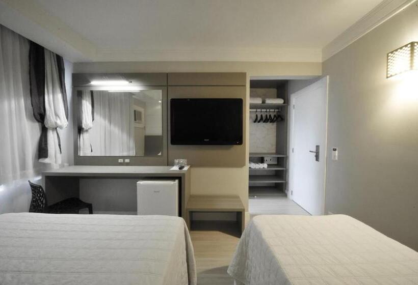 اتاق لوکس سه تخته, Marimar The Place