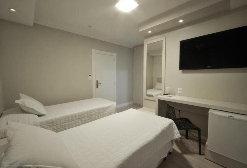 اتاق استاندارد, Marimar The Place