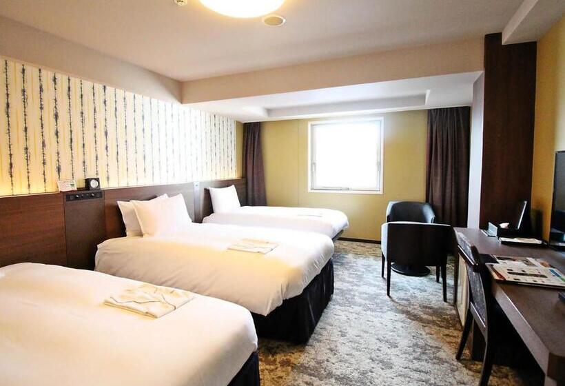 Номер Стандарт Трехместный, Richmond Hotel Kochi