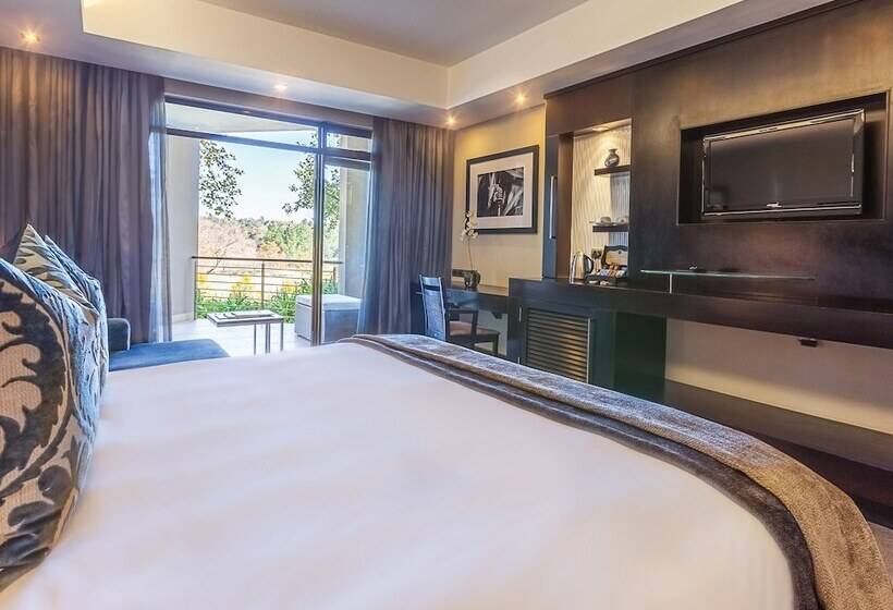 디럭스 룸, The Fairway Hotel, Spa & Golf Resort