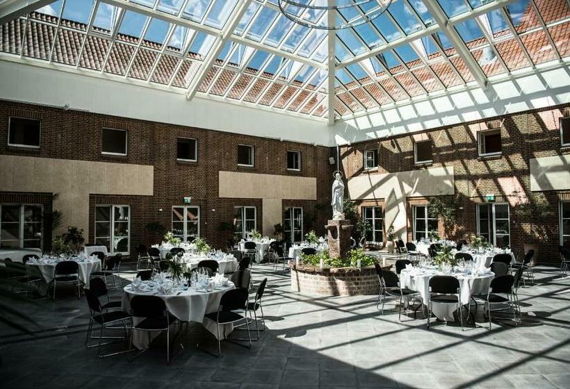 חדר סטנדרט, Sostrup Slot