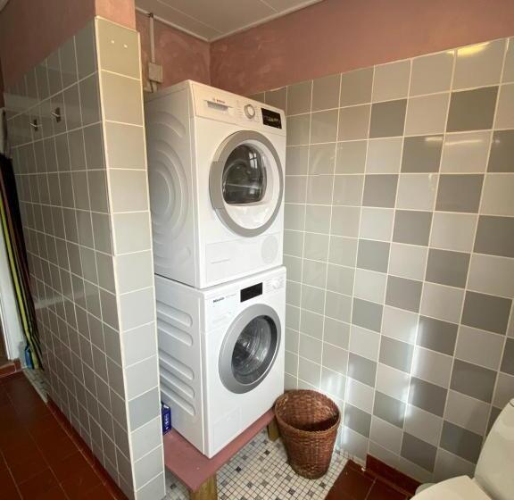 1 Bedroom Apartment Lake View, Sostrup Slot