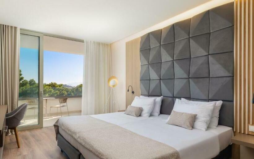 클래식 룸, Aminess Khalani