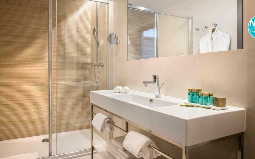 חדר משפתחתי סופריור, Aminess Khalani