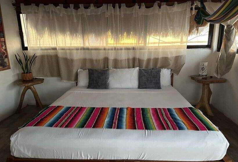 Хижина, El Faro