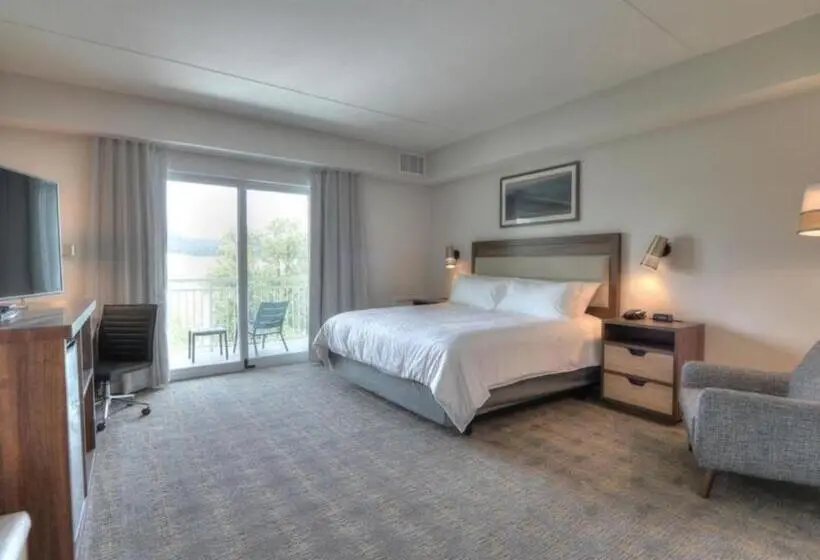 身障者適用スタンダードルーム, Holiday Inn & Suites Pigeon Forge Convention Center, An Ihg