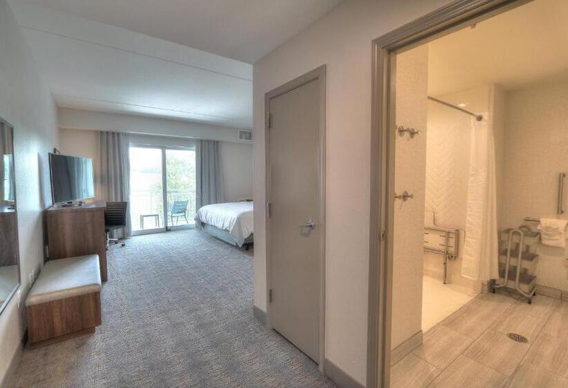 适合残疾人使用的标准间, Holiday Inn & Suites Pigeon Forge Convention Center, An Ihg