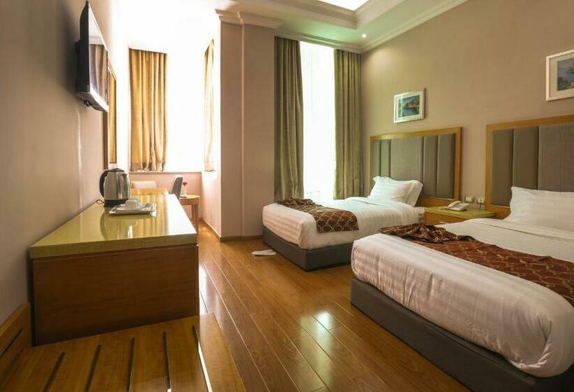 اتاق استاندارد, New Day