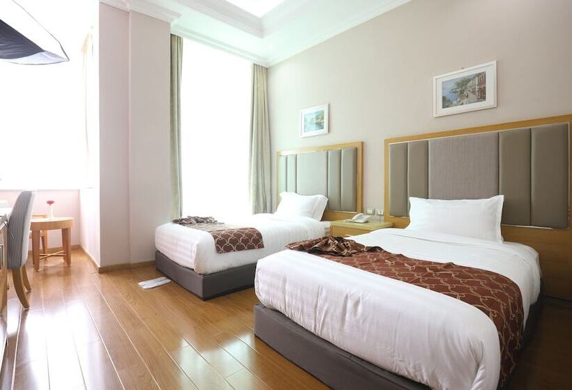 اتاق استاندارد, New Day