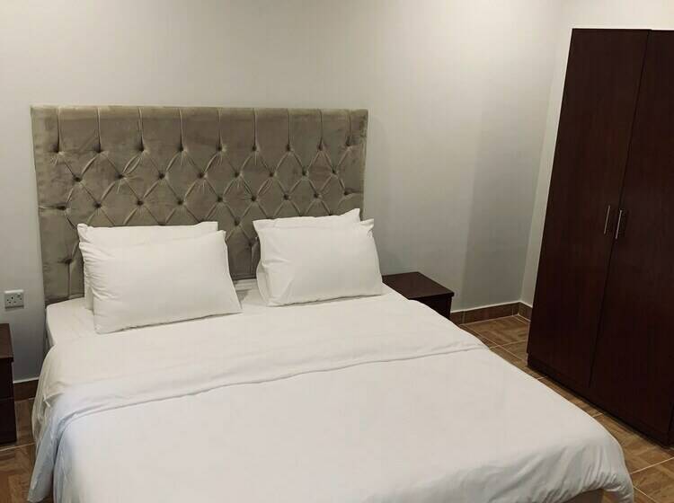 Семейные Апартаменты 3 Спальни, Vera House &