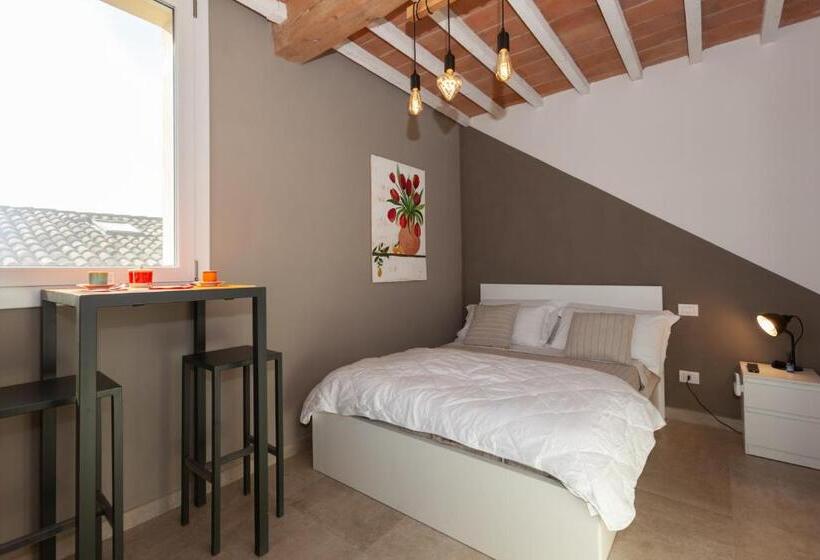 Chambre Standard Vue Piscine, La Casa Di Valeria   Modena