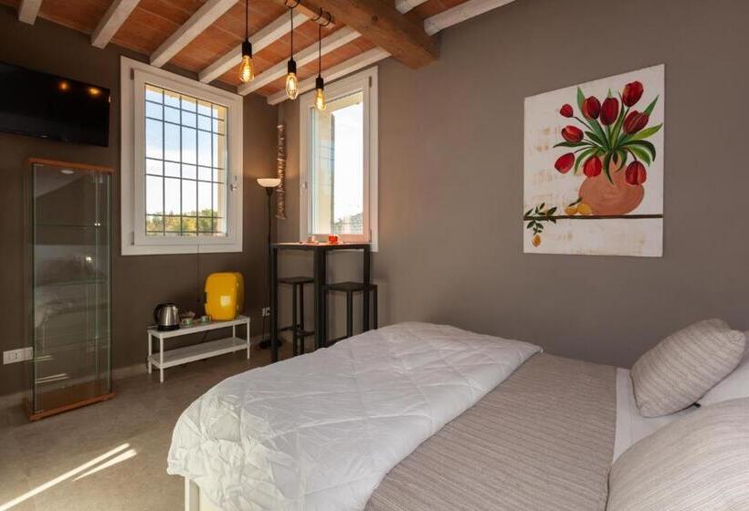 Chambre Standard Vue Jardin, La Casa Di Valeria   Modena