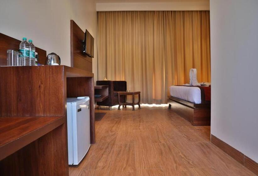 جناح إدارى, Mannat Resort Paota