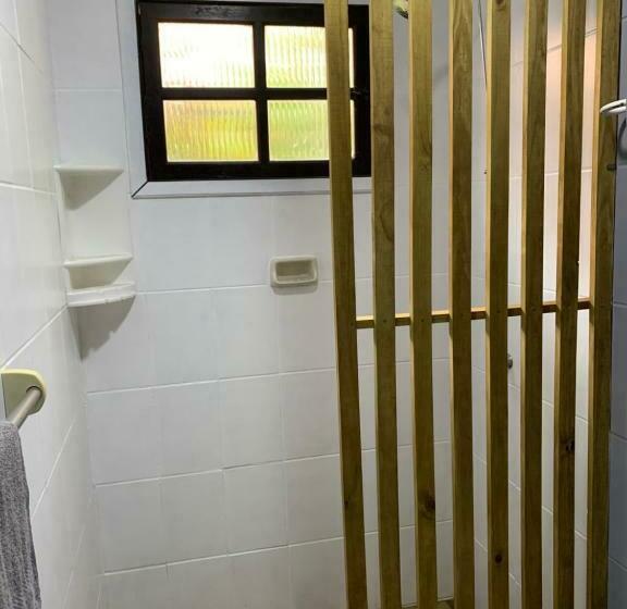 غرفة قياسية, Pousada Em Bombinhas Jardin Flamingo