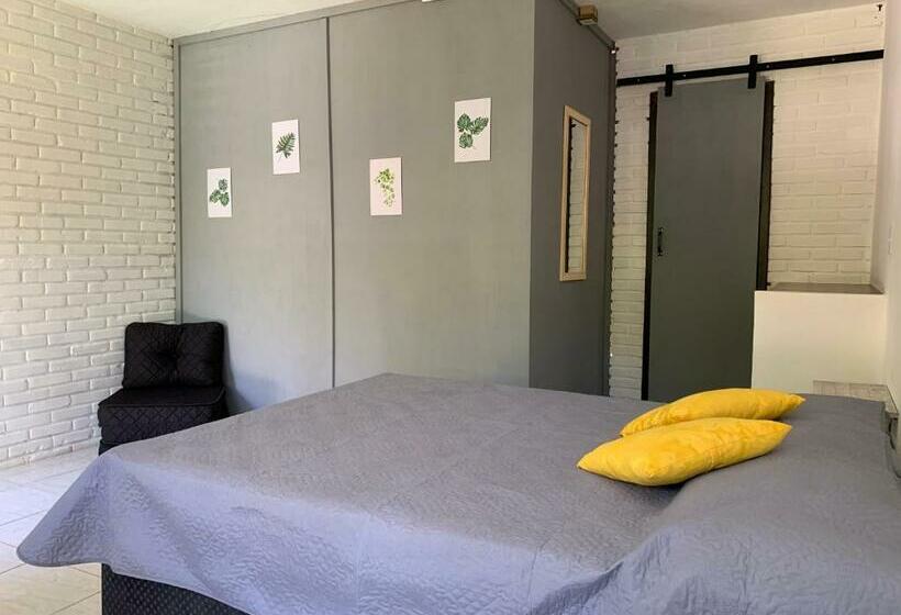 غرفة قياسية, Pousada Em Bombinhas Jardin Flamingo