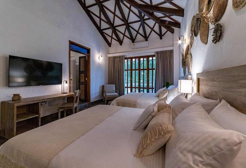 발코니가 있는 4인용 스탠다드 룸, Casa Jacaranda Hotel Boutique