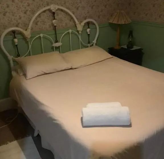デラックスルーム, Old Mill Inn
