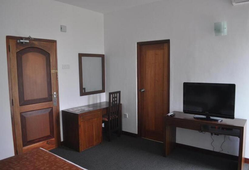 带山景的高级间, Amaara Sky Hotel Kandy