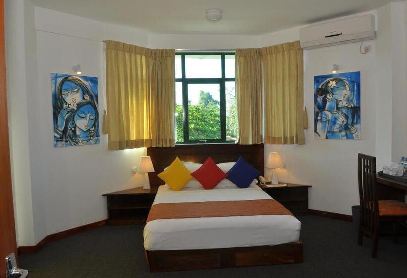 غرفة سوبيريور مطلة على الجبل, Amaara Sky Hotel Kandy