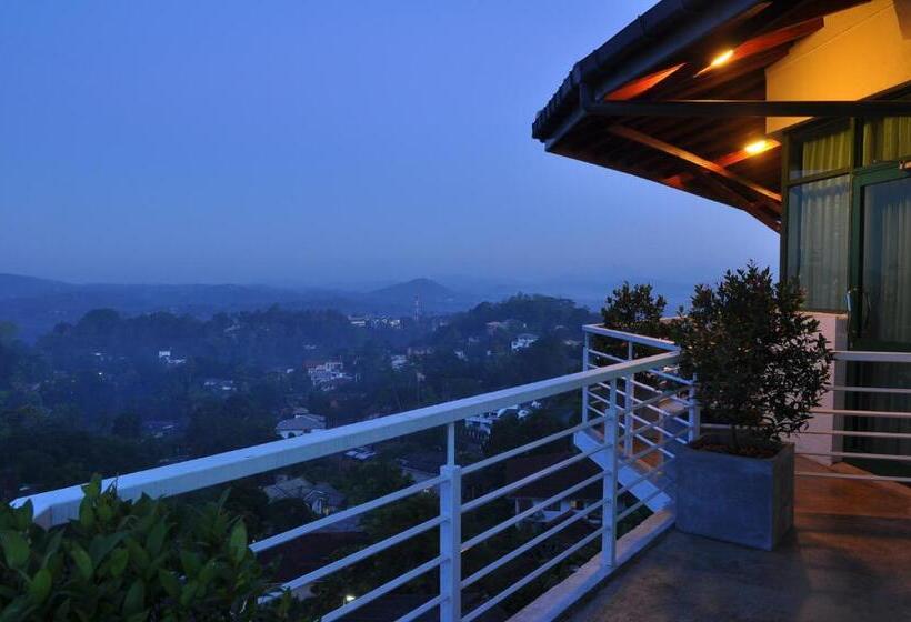 Номер Superior Вид на Горы, Amaara Sky Hotel Kandy