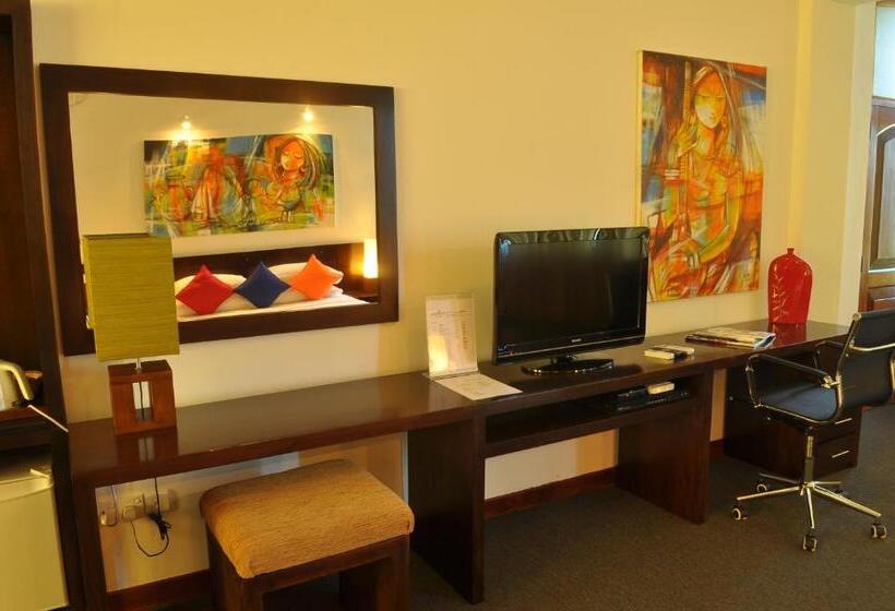 デラックスルーム, Amaara Sky Hotel Kandy