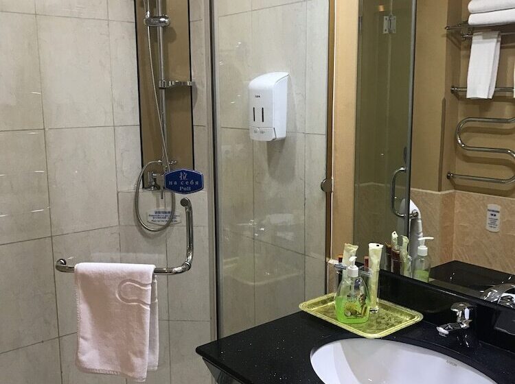 高级大房间, Asia