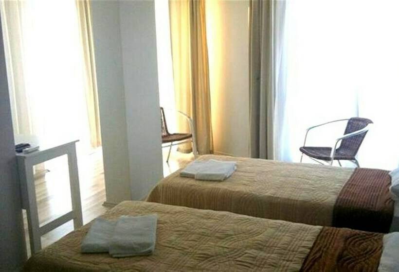 スタンダードルーム, Corner Boutique