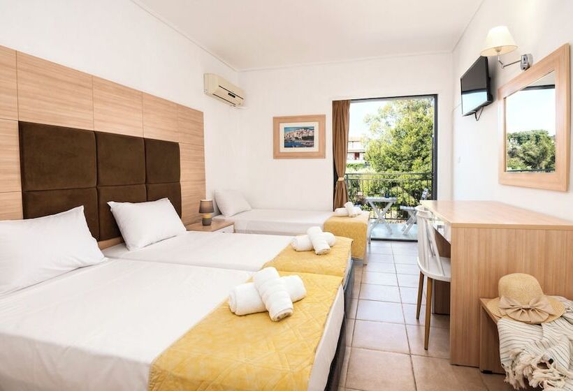 חדר סטנדרט לשלושה עם נוף לגינה, Galaxy