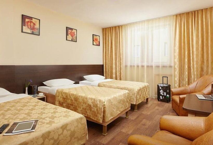 Economy Triple Room, Marmelade