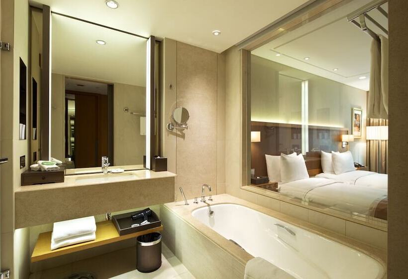 اتاق لوکس, Millennium Hotel Taichung