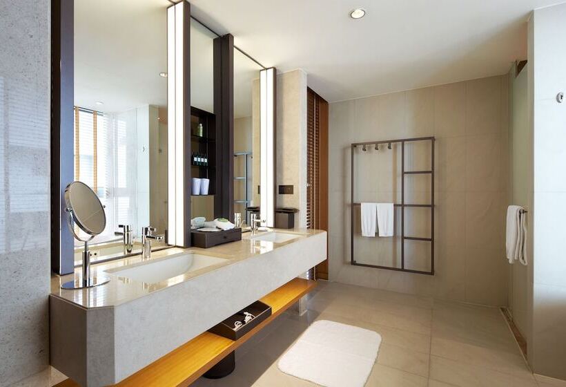 استودیوی استاندارد, Millennium Hotel Taichung