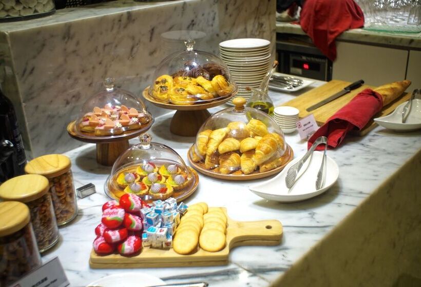 استودیوی استاندارد, Millennium Hotel Taichung