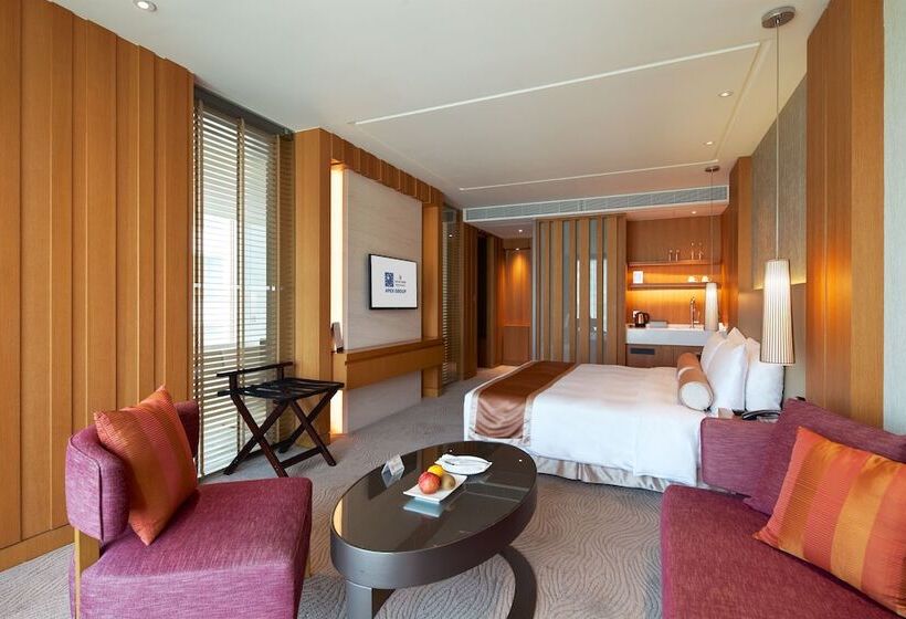 استودیوی استاندارد, Millennium Hotel Taichung