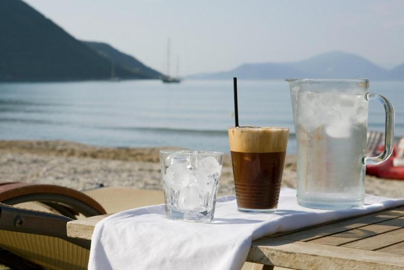 דירת שני חדרים, Grand Nefeli