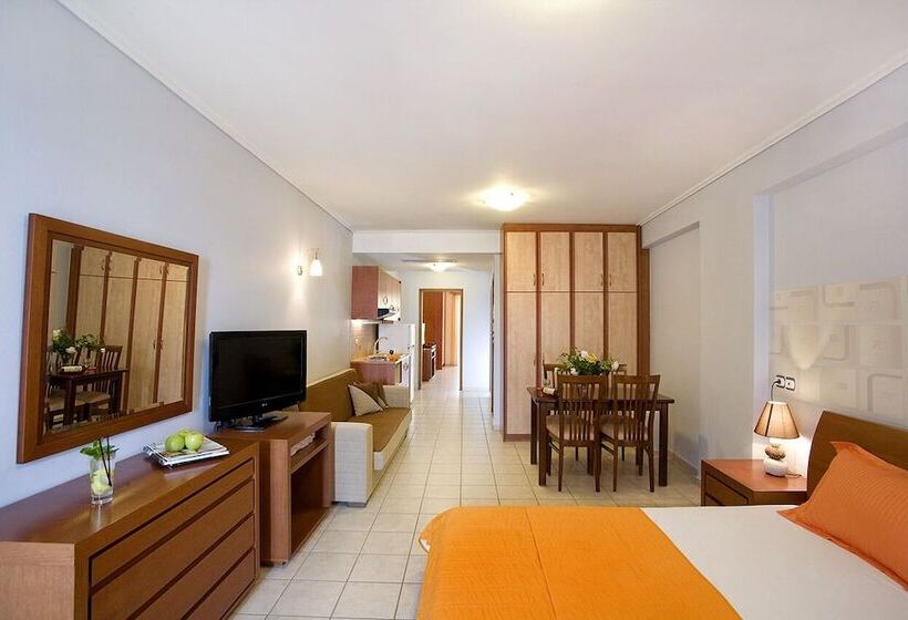 סוויטה, Grand Nefeli