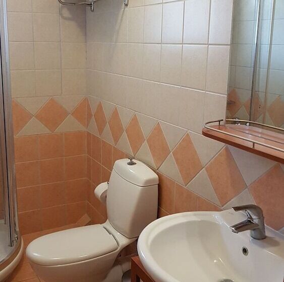 חדר סטנדרט נוף להרים, Grand Nefeli