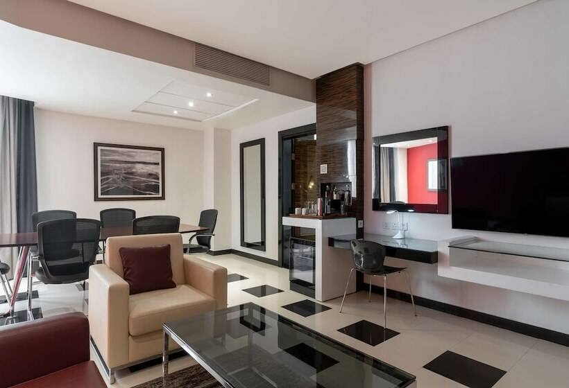 سوییت خانوادگی, Radisson Blu Hotel Lusaka