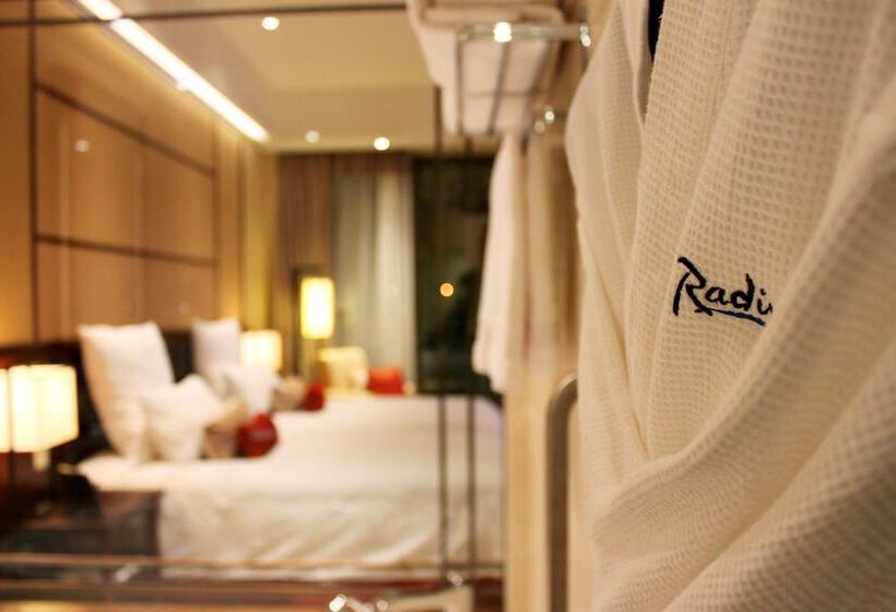 高级大房间, Radisson Blu Resort Wetland Park