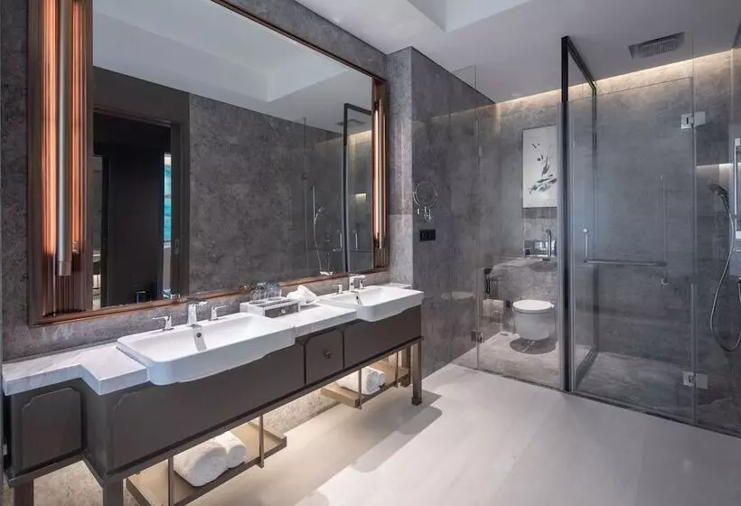 エクゼクティブスイート, Radisson Blu Resort Wetland Park