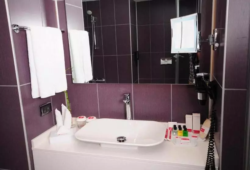 Suite with Terrace, Ramada Plaza By Wyndham Izmit