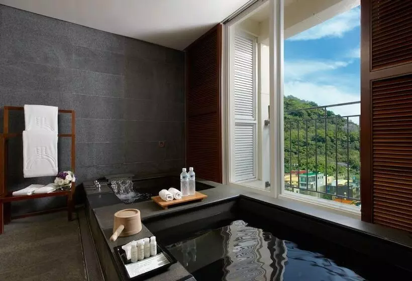 اتاق استاندارد چهار تخته, Rsl Cold & Hot Springs Resort Suao
