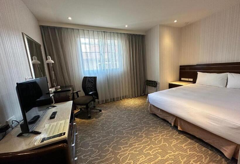 اتاق لوکس, Young Soarlan Hotel Tainan