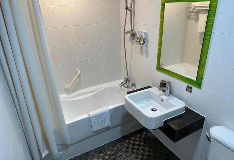 اتاق لوکس, Young Soarlan Hotel Tainan